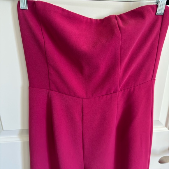 Revolve NBD Ivy jumpsuit in Raspberry pink. - Picture 6 of 7